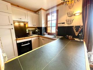 Duplex de Charme pour 6 Personnes, Proche Centre et Pistes de Ski - FR-1-505-209 - 9