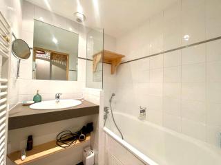 Duplex de Charme pour 6 Personnes, Proche Centre et Pistes de Ski - FR-1-505-209 - Notre-Dame-de-Bellecombe - 5