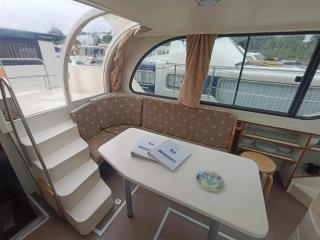 Bateau Nicols 900 à quai, séjour unique sur l'eau à Pontailler-sur-Saône, 2 cabines, tout équipé - API-1-46-18 - Pontailler-sur-Saône - 8