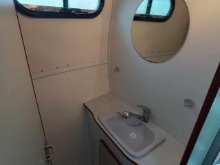 Bateau Nicols 900 à quai, séjour unique sur l'eau à Pontailler-sur-Saône, 2 cabines, tout équipé - API-1-46-18 - Pontailler-sur-Saône - 2