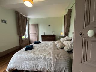 Maison Bourgeoise 1830 avec Spa et Jeux, Animaux Acceptés - FR-1-489-541 - 9