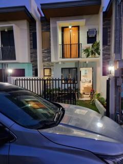 Sol's 2BR Apartment,Casa Mira Coast Sibulan - Sibulan - 6