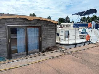 Séjour unique sur bateau grand confort à Digoin, 6 pers, terrasse, cuisine équipée - API-1-46-26 - Digoin - 0