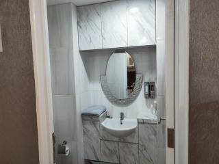 Skylounge Makassar Apartment - Manda - 7