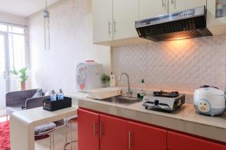 Homey 2BR Apartment at The Edge Bandung By Travelio - 4