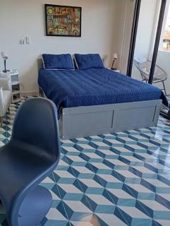 Estilo y Comodidad en Casco Antiguo ApartaEstudio - 1