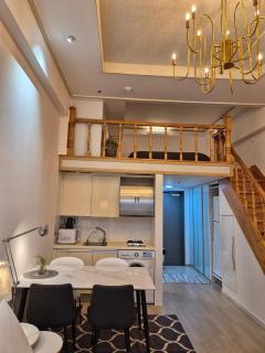 Sunny House - 1