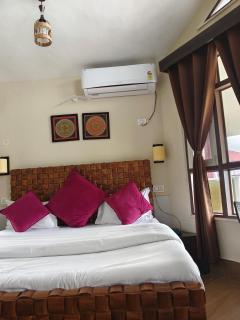 Whispering Winds Resort - Dharamshala - 7