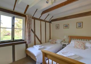 Firs Coach House - Rolvenden - 1