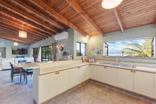 Moetapu Bay Bliss - Marlborough Sounds Retreat - 2