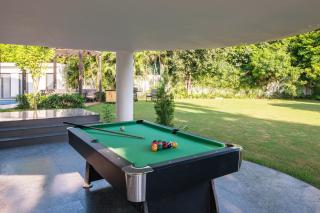 StayVista's The Secret Lagoon with Outdoor Pool, Verdant Lawn & Indoor-Outdoor Activities - Ludhiana - 6