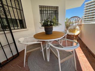 Nuevo Torremolinos Close to Beach Sinese Design Homes - Torremolinos - 9