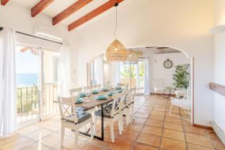 Villa Eliane with amazing sea views and large private swimming pool! - 1