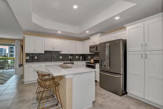 Last Minute Disney Getaway! Private Pool, Hot Tub & Games Room. Book Now! #32540 - Kissimmee - 1