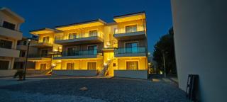 Amphipolis Deluxe Apartments - 8