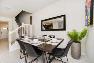 Last Minute Disney Getaway! Private Pool, Hot Tub & Games Room. Book Now! #39348 - Kissimmee - 1