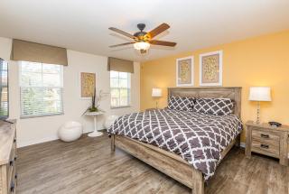 Last Minute Disney Getaway! Private Pool, Hot Tub & Games Room. Book Now! #38064 - Kissimmee - 1