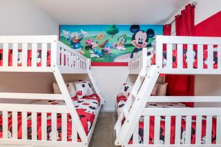 Last Minute Disney Getaway! Private Pool, Hot Tub & Games Room. Book Now! #17446 - Kissimmee - 0