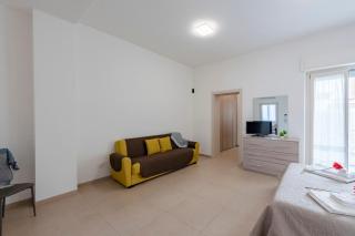Suite Ondina Viareggio Apartments - 1