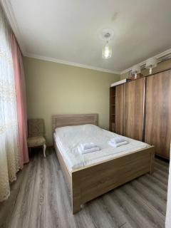 გიო-ნაზო - Batumi - 1