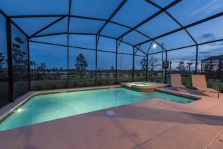 Last Minute Disney Getaway! Private Pool, Hot Tub & Games Room. Book Now! #17218 - Kissimmee - 8