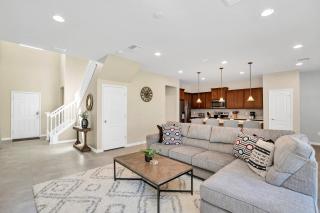 Last Minute Disney Getaway! Private Pool, Hot Tub & Games Room. Book Now! #39964 - Kissimmee - 7