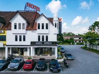 HAKO XPRESS TAMPOI - Johor Bahru - 9