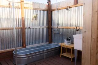 Glamp Tent b w Zion & Bryce Outdoor Shower & Wifi - 2