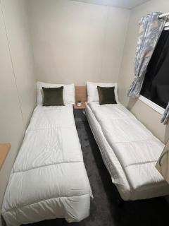 Lovely caravan located in an amazing holiday park - Clacton-on-Sea - 5