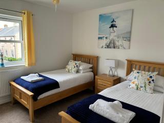 Sunrise Cottage with on-site swimming and sauna - Filey - 4