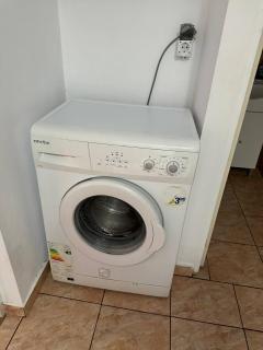 Affordable apartment close to the castle - Hunedoara - 3