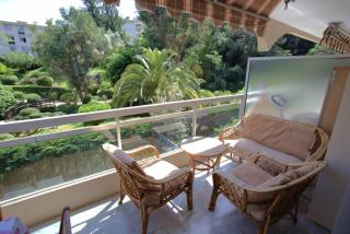 Location appartement trois pièces avec piscine - 1