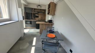 Au pied de la Basilique de Saint Nicolas de port - 0