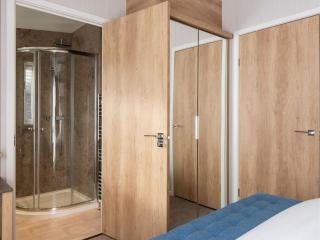 Pinewoods Saltmarsh Lodge no.1 sleeps 7 – no dogs - Wells next the Sea - 7
