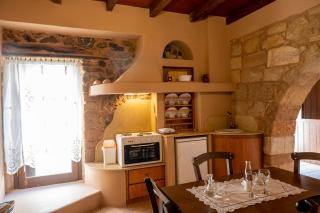Tsolias Stone House - Palekastron - 3