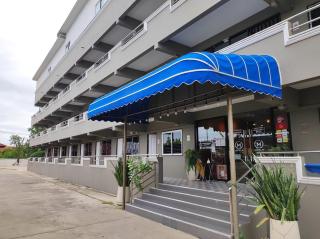 Hotel M Rojana Ayutthaya - - 0