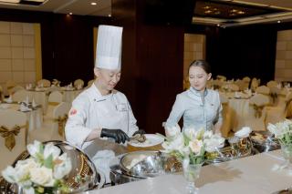 Beijing Palace Soluxe Hotel Astana - Astana - 4