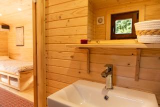 La Jolie Longère Fleurie Roulotte avec piscine et grand jardin - 4