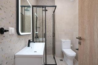 New Center Apartment Near Metro - Atene - 7