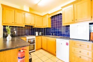 55 - Spacious Three Bed With Parking - Galway - 4