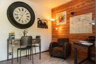 La Jolie Longère Fleurie Tiny house avec piscine et jardin - - 8