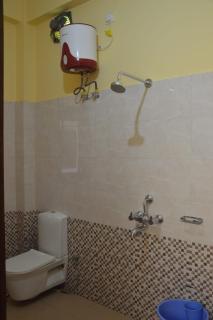 Moon View Homestay - Guwahati - 5