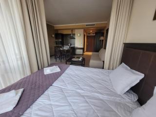 Royal Beach Barcelo Aparthotel - 3