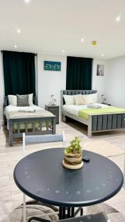 One bedroom in Camden - 6
