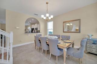 Last Minute Disney Getaway! Private Pool, Hot Tub & Games Room. Book Now! #97841 - Davenport - 2