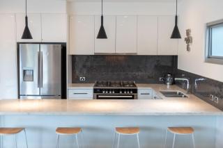 Coastal Family Retreat - Rye - 5