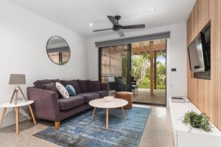 Chic Beach Studio - Rye - 4