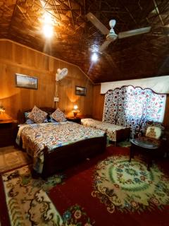 Merry Dawn houseboat - Srinagar - 6