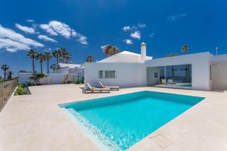Ocean Bliss Beautiful Villa with Pool and Sea Views - Costa Teguise - 0