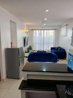1 bedroom beach apartment behind Go kart near severine cowrie shell - 1
